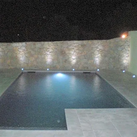 L'alivu Hotel